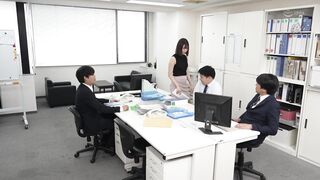 DASS-374 [中文字幕] 美谷朱里 - 熟人應召女。叫了無本番的應召女後，來的竟然是高傲的女上司。