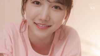 SONE-111 [中文字幕] 三田真鈴 - 讓三田真鈴可愛的看著肉棒進行刺激讓您有最棒的自慰體驗、然後用笑臉收下數次的射精…大量顏射SMILE自慰協助