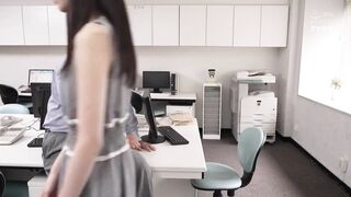 IPX-724 [中文字幕] 楓カレン - 「我被強硬欺負了…」 一個接著一個抽插… 被接棒欺負的高貴RQ。