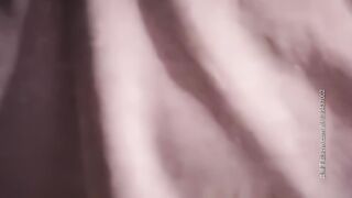 【千人斩探花】今晚约了个漂亮妹子3P大战，镜头前扣逼前后猛操大屁股骑坐