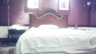 【赵总寻花】极品清纯校花，篮球服大长腿学生妹青春气息拉满，被赵总无情爆插，直喊你都把下面操松了！第二场