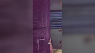 杰哥吮吸骚妇粉嫩乳头91爸爸们觉得如何？