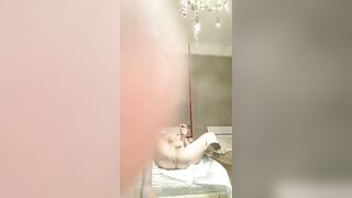 第一美乳超白嫩奶子【啪啪篇】乳晕多是粉的和小男友激情收费房，口活很棒特写深喉，灰丝大屁股爆操小穴，逼逼也是非常粉嫩