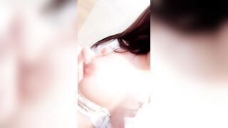 【美女落九川】超高颜值学生妹【大学宿舍-下篇】活力美少女，说话嗲嗲很会玩诱惑，掏出美乳揉捏，翘起美腿拨开内裤，手指扣穴水声
