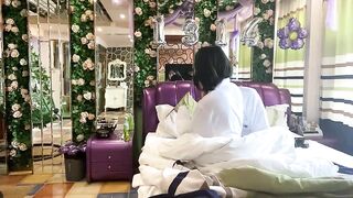 小哥宾馆约炮黑丝小美女【上篇】尝试一字马各种高难度姿势，完美露脸