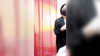 巨乳奶妈和白浆少妇【激情裸舞-上篇】轻纱胀里的风骚女非常诱惑，揉奶摸逼撞骚臀好刺激，挤奶水给狼友喝别错过