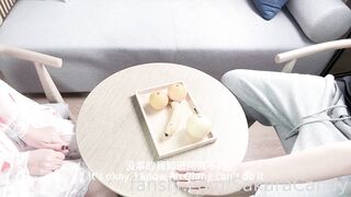 岳父与儿媳做爱 趁儿子出差不在家，点燃寂寞儿媳心中欲望之火，爆操中出内射