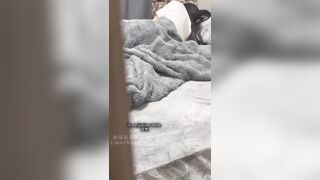 重口警告！妹妹的精液食物吃播「Jojo九九」定制群资源《你好篇》高中毕业到哥哥城市上大学，那时候还不知道哥哥在拍我并“加料