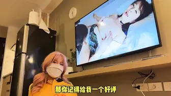 女大学妹送外卖一天挣5000，原来送的外卖是自己下面的鲍鱼，马上加微信下次还点她的“外卖 -CherryCat