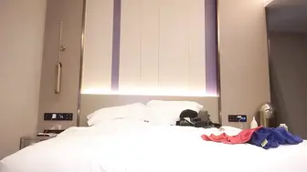 极品探花，胸大腰细说话声音好嗲