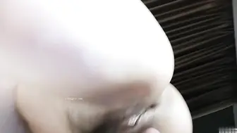 胡子大叔酒店约炮身材丰满的女会计各种姿势啪啪