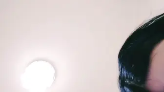 福利姬分享她的萝莉嫩穴