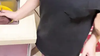 乱伦内射淫荡的后妈，趁爸爸出去在家勾引强操性感风骚的后妈