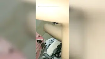 03年嫩妹 骚话不断 被操还打电话浪叫给别人听