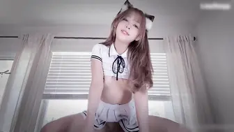 你的小宠物需要得到满足 反差萝莉 KittyXkum 粉嫩的小嘴总是露出勾人欲魄的微笑