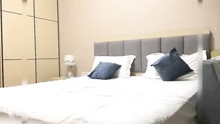 齐逼短裙丰满的美少妇 好有韵味啊