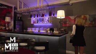 ODE-004-性感女侍疯狂做爱