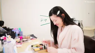 FNS-138 [中文字幕]新人：纯真外表下隐藏着强烈的性欲。活跃运动员神喜美亚的AV出道作品。神喜ミア