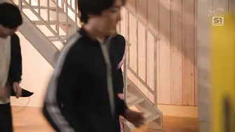 SONE-748 [中文字幕] 束缚J罩杯女教师肉便器轮奸·被抓住弱点的巨乳教师遭捆绑肆意揉捏舔弄轮奸....五条恋