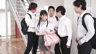 MIDA-392 [中文字幕]新来的女游泳队教练被一群好色的男游泳队成员轮奸-あんづ杏