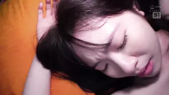 SONE-860 [无码中文字幕]温泉旅行中与朋友自拍时 竟遭遇意想不到的强暴袭击 自拍瞬间变成了的性侵录像 白上咲花