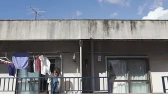 JUQ-298 [中文字幕] 和被逐出家門感覺很可憐發抖的隔壁太太悄悄的不停SEX的每一天 花狩舞