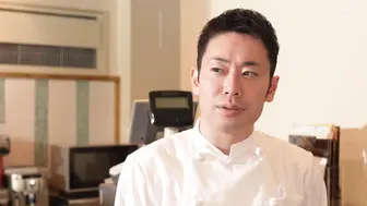 STARS-959 [中文字幕] 紗倉まな - 受當地喜愛的可愛蛋糕店老闆，是位性欲強的超肉食系職場女子。