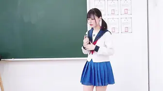 极品反差清纯美少女【斋斋】强势回归️调教！M系母狗学妹被学长发现喜欢在网络上色色成为肉便器的第一天