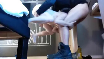 白嫩大胸小萝莉 Little Sky 合集 某推视频为何能有12万点赞,人间最强口便器,像抹布一样深喉肛交