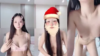 【小瑤醬】邻家小妹妹!可爱双马尾拉闺蜜掰穴自慰秒射!