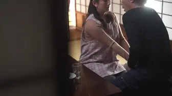 JUR-797 [中文字幕]女儿旅行的一周……被女儿的闺蜜、保育员玲衣邀请，时隔十几年用滚烫的阴茎尽情地享用了爆乳和厚实的肉穴的我-木村玲衣