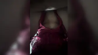 厦门颜值很不错的少妇被金主大哥包养的骚浪精贱母狗 对着镜子啪啪自拍直接操了20几分钟
