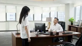 AI成人短剧《女大学生毕业季》