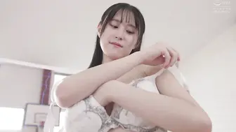 EBWH-052 [中文字幕] 雨宮ひびき - 社會人女子地方排球聯盟走紅的寫真偶像級爆乳攻擊手 雨宮響（20） AV出道