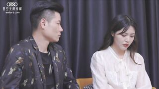 星空传媒_XK8121_遭车祸的老公变成植物人_妻子床边挨艹中出内射蜜穴_老婆阵阵呻吟声将其唤醒