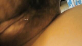 大哥趁老婆不在家偷情麻将馆里性欲非常强的美少妇