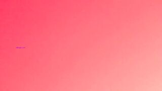 爆操换上黑丝和空姐制服的女友吃鲍鱼啪啪