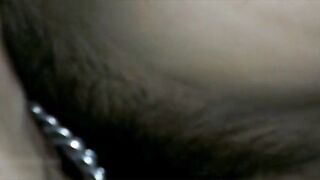 迷奸毛发旺盛的极品小美女毫无知觉任人狂艹逼逼艹完还不过瘾菊花也不放过！