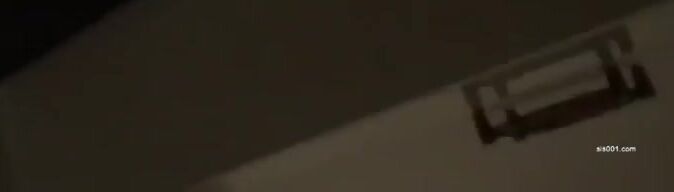 阴毛茂盛的大奶小女友小情侣在家爱爱骚逼抠的淫水狂喷高潮不停被无套输出