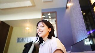 风韵犹存的美少妇身材丰满 在中出性爱时小穴抠的大量潮喷被内射