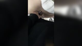 出轨偷情系列 老婆闺蜜来我家做客 送她回家的时候被我拉到楼道里操了 跟我操女儿是同一个地方!